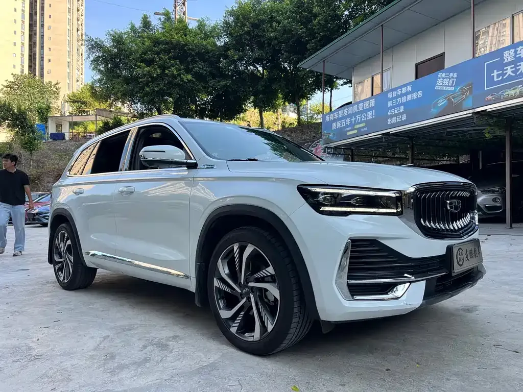 Geely Xingyue L — фото 8