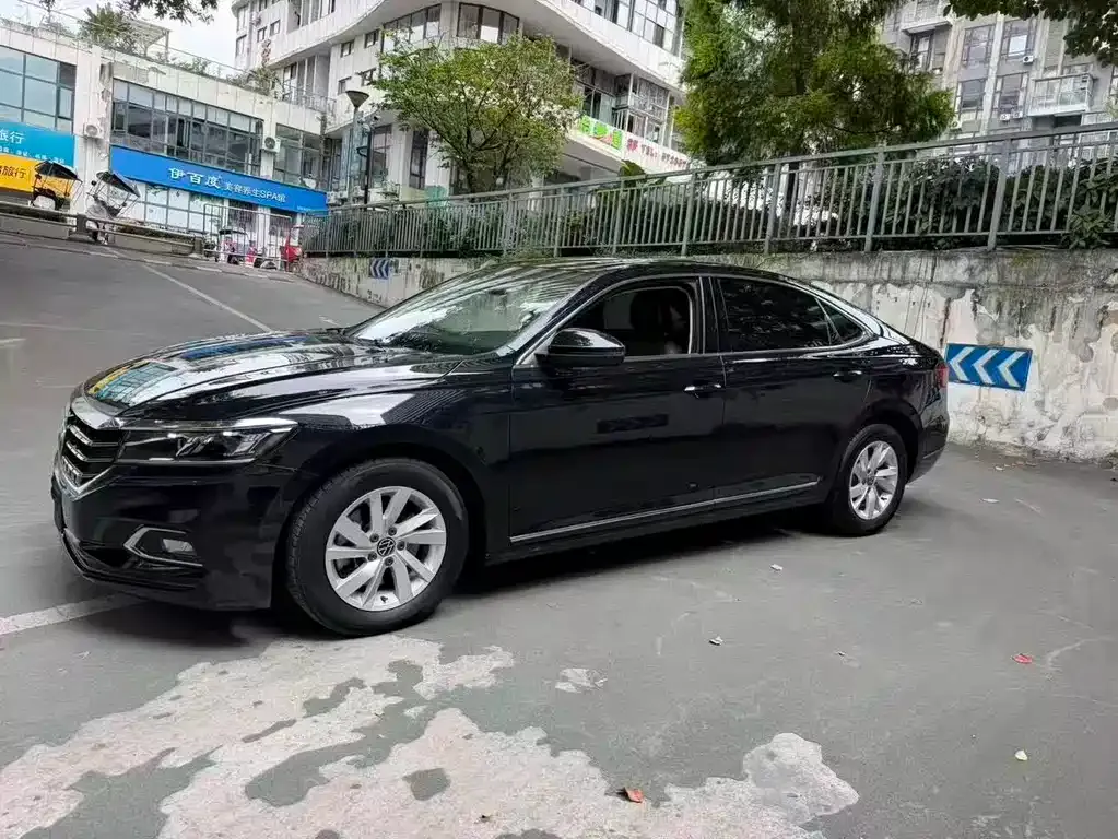 Volkswagen Passat 2021 из CN, фото 10
