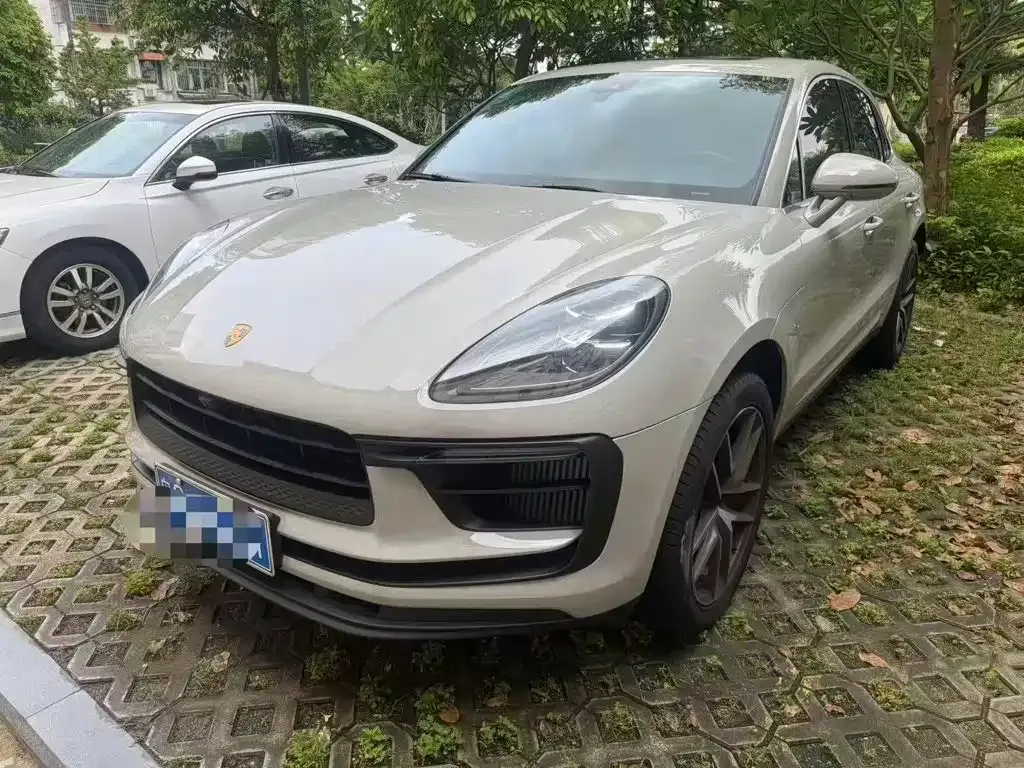 Porsche Macan — фото 1