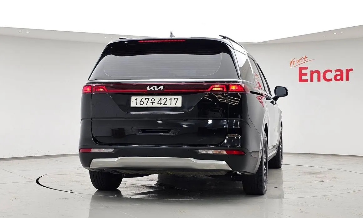 Kia Carnival — фото 2