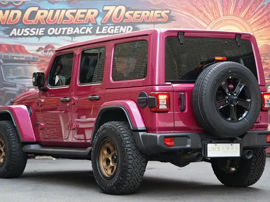 Jeep Wrangler — фото 7