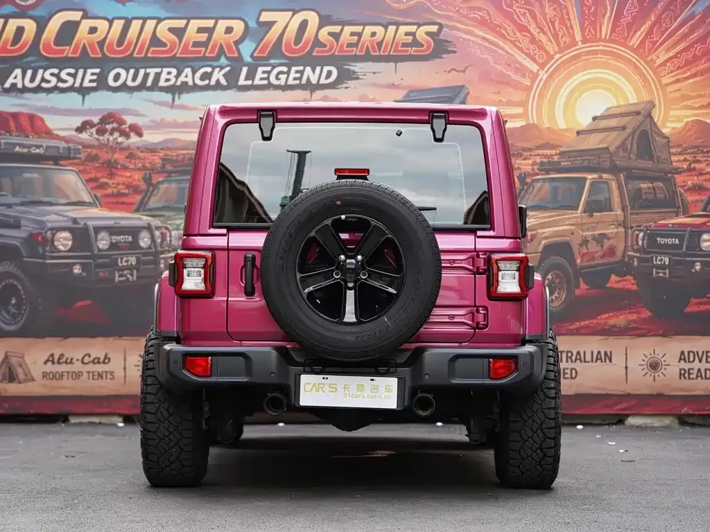Jeep Wrangler — фото 10
