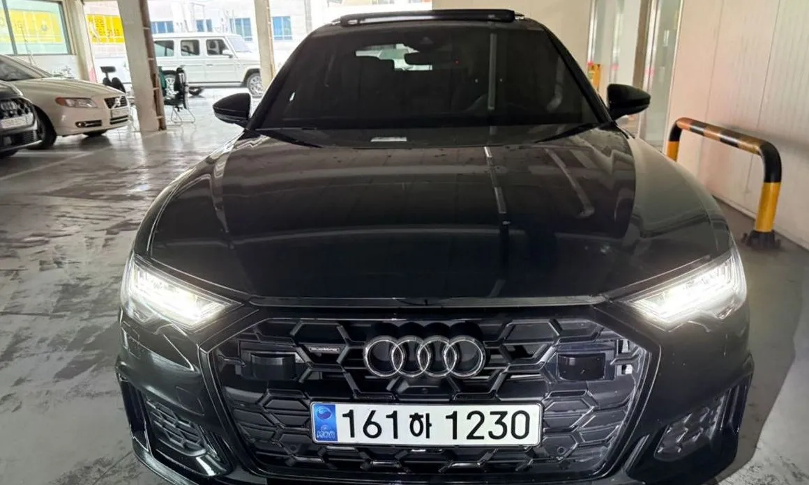 Audi A6 — фото 1