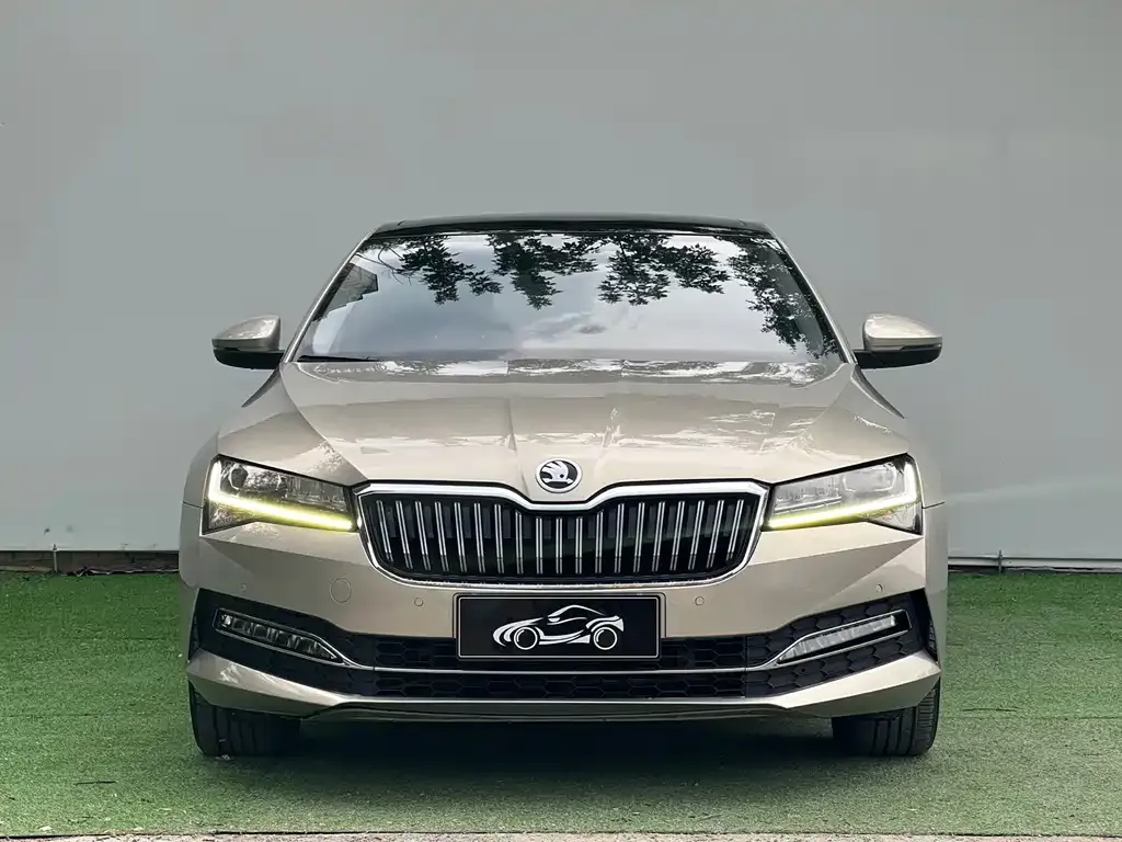 Skoda Superb 2022 из CN, фото 7