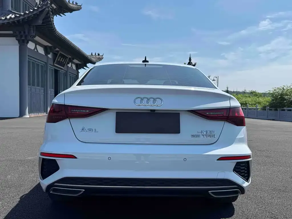 Audi A3 — фото 2