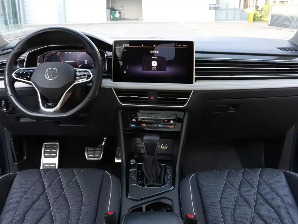 Volkswagen Tiguan L — фото 4