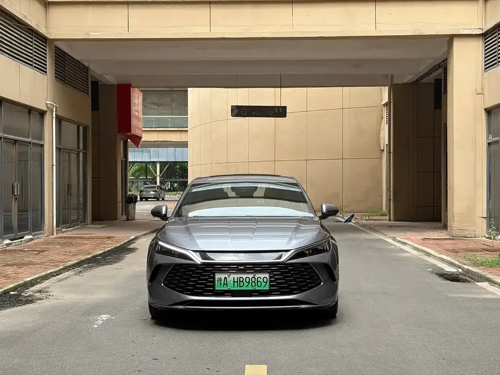 BYD Qin L — фото 6