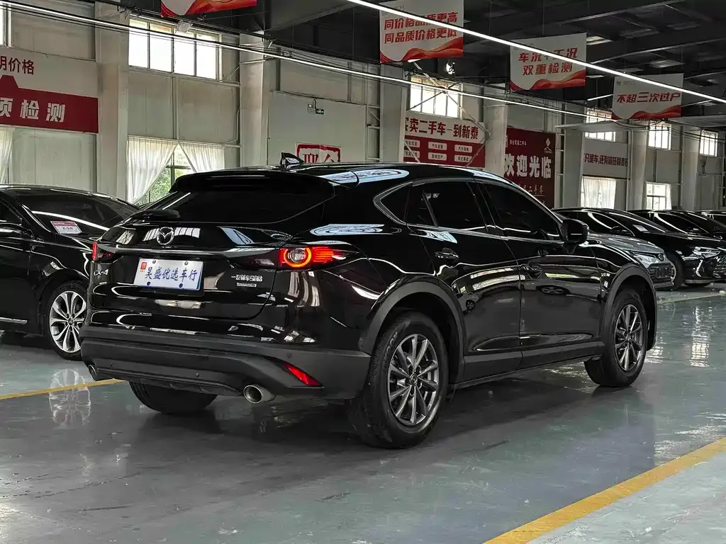 Mazda CX-4 2022 из CN, фото 7