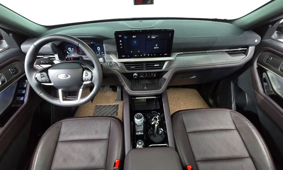 Ford Explorer 2025 из KR, фото 2