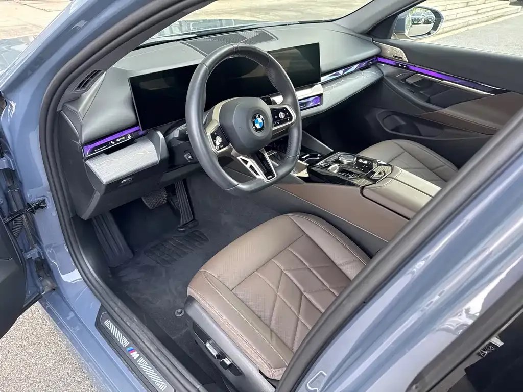 BMW 5 Series — фото 2