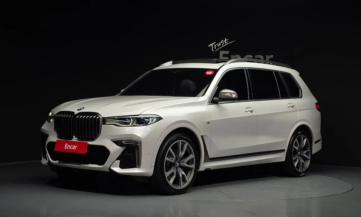 BMW X7 — фото 1