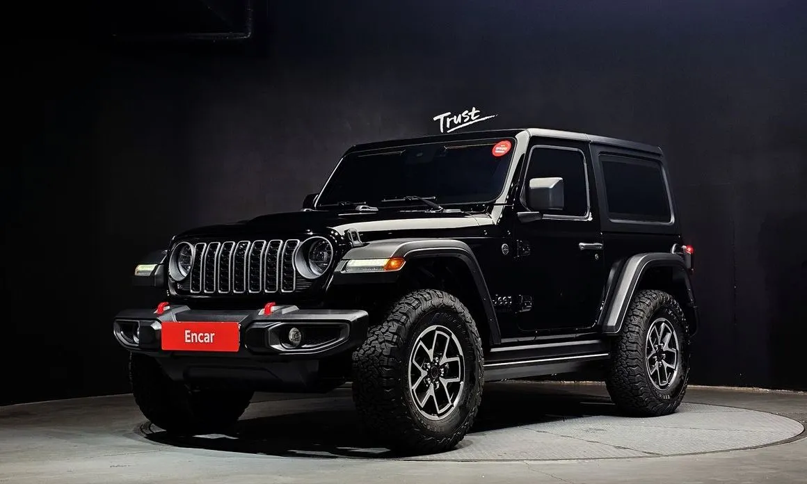 Jeep Wrangler — фото 1