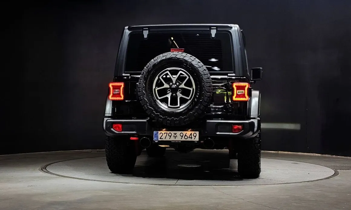 Jeep Wrangler — фото 5