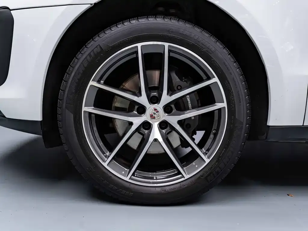 Porsche Macan — фото 3
