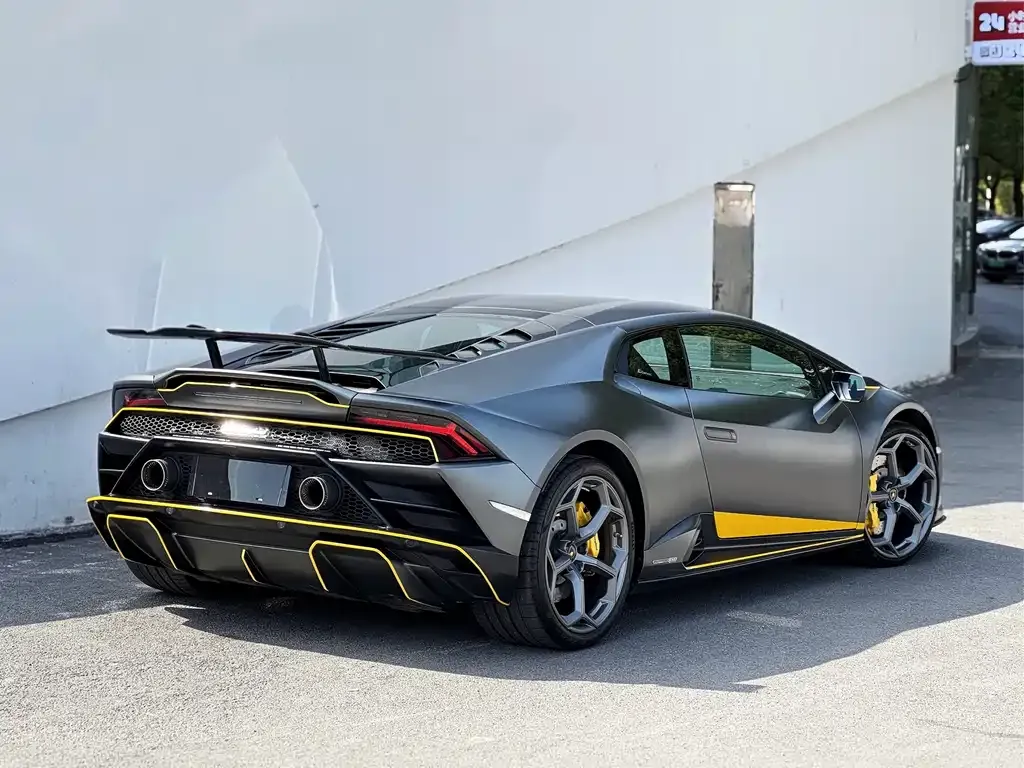 Lamborghini Huracan — фото 4
