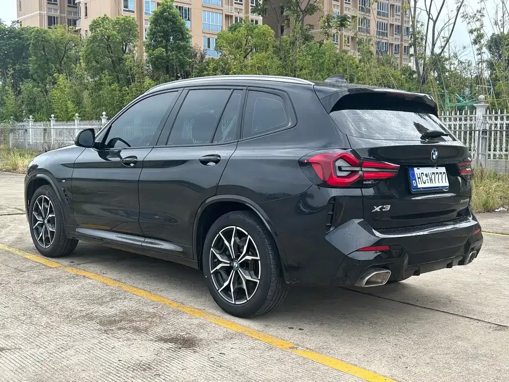 BMW X3 — фото 9