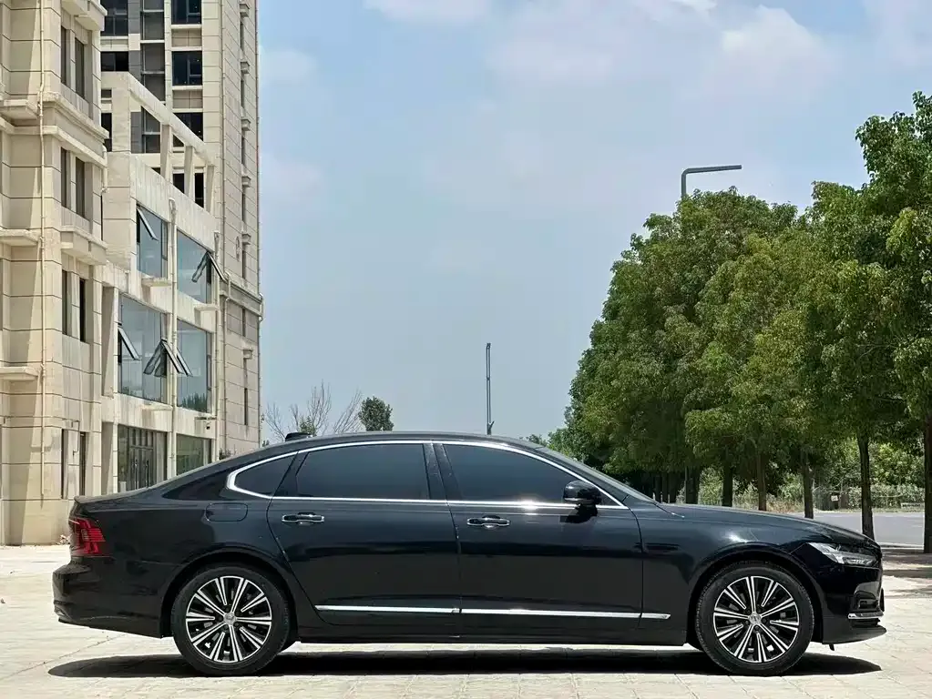 Volvo S90 — фото 2