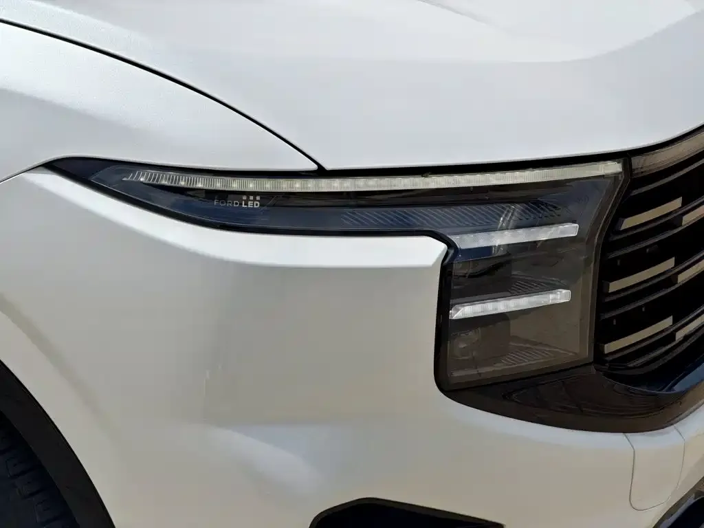 Ford Edge — фото 3