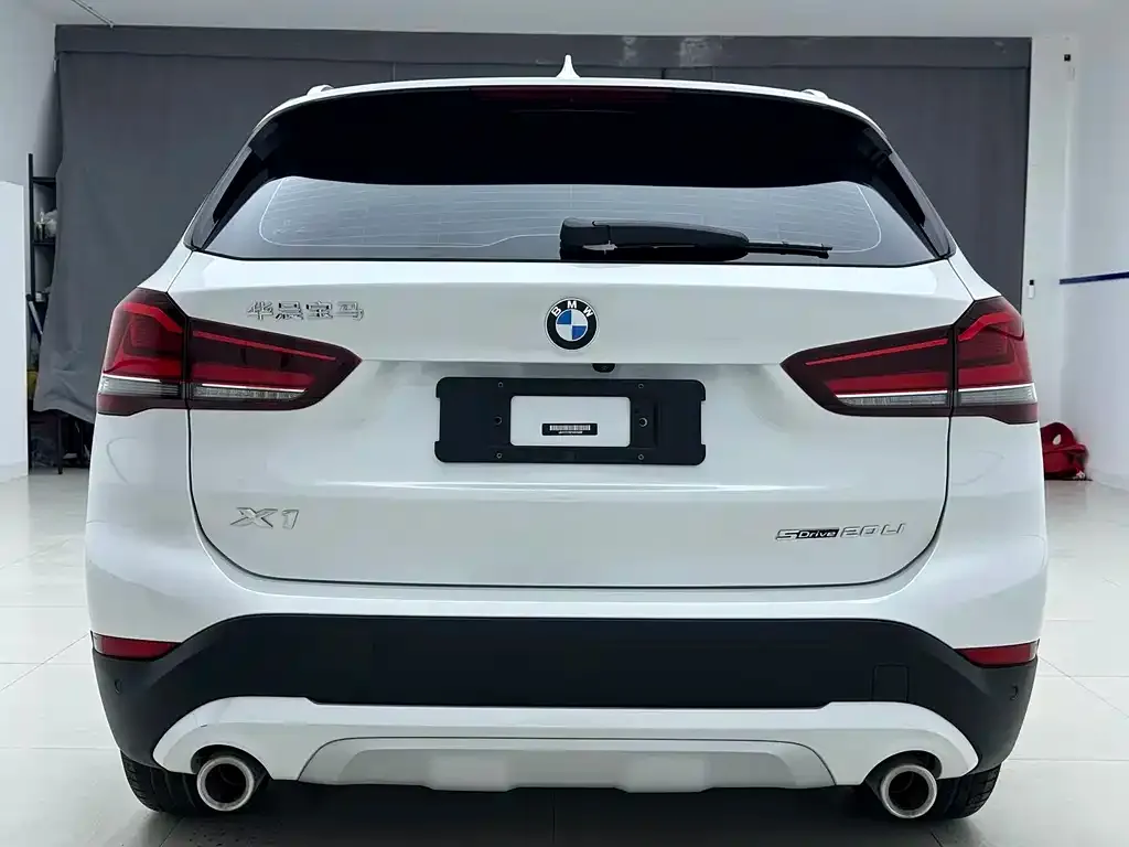 BMW X1 — фото 6