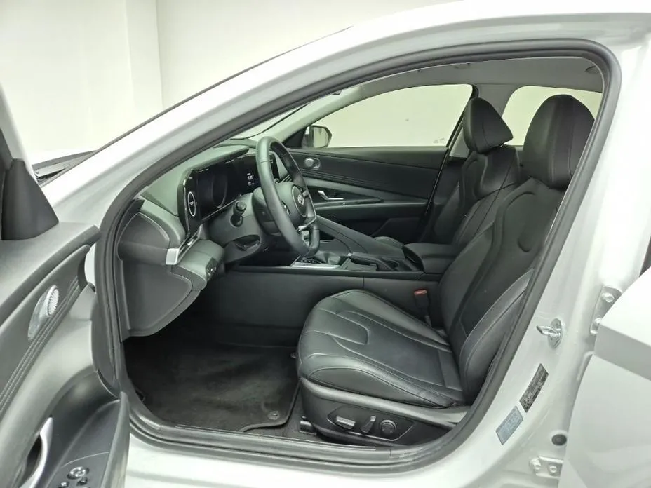 Hyundai AVANTE — фото 2