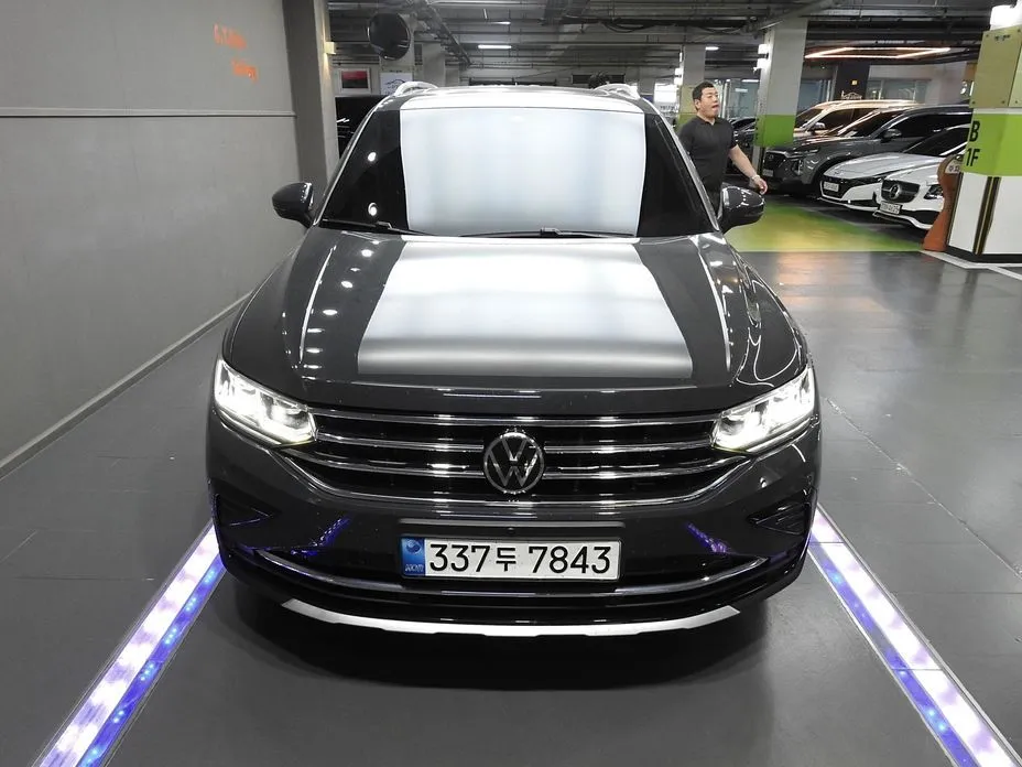 Volkswagen Tiguan 2021 из KR, фото 2
