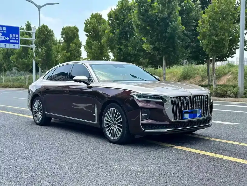 Hongqi H9 — фото 10