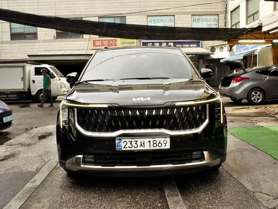 Kia Carnival