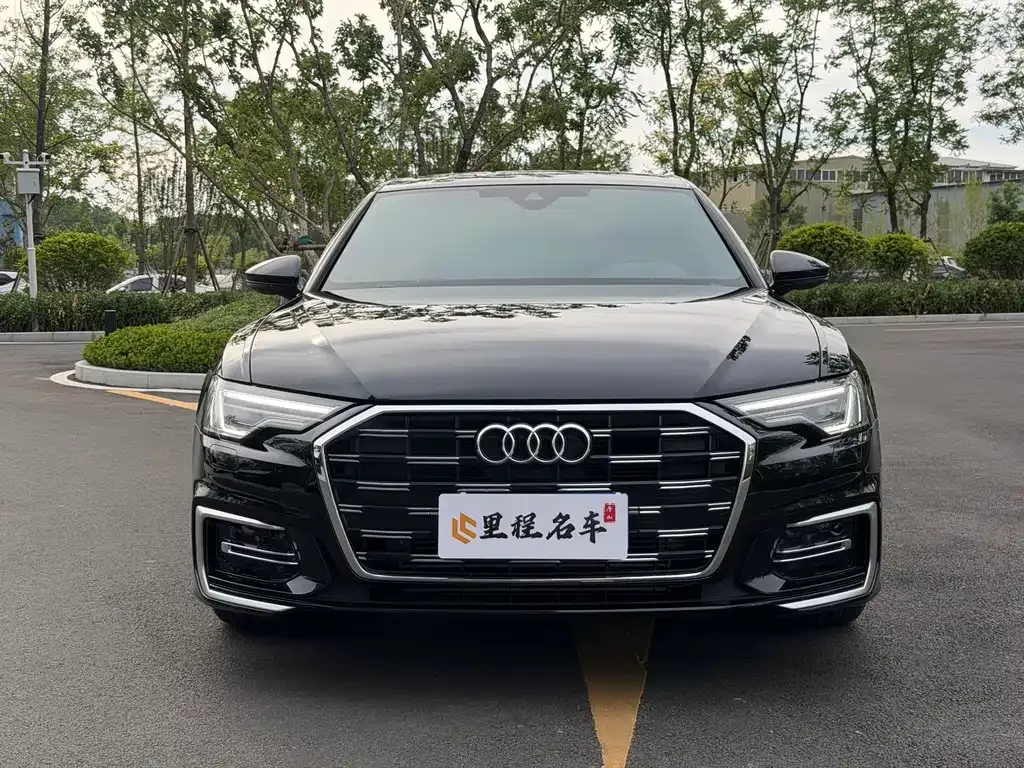 Audi A6L — фото 9