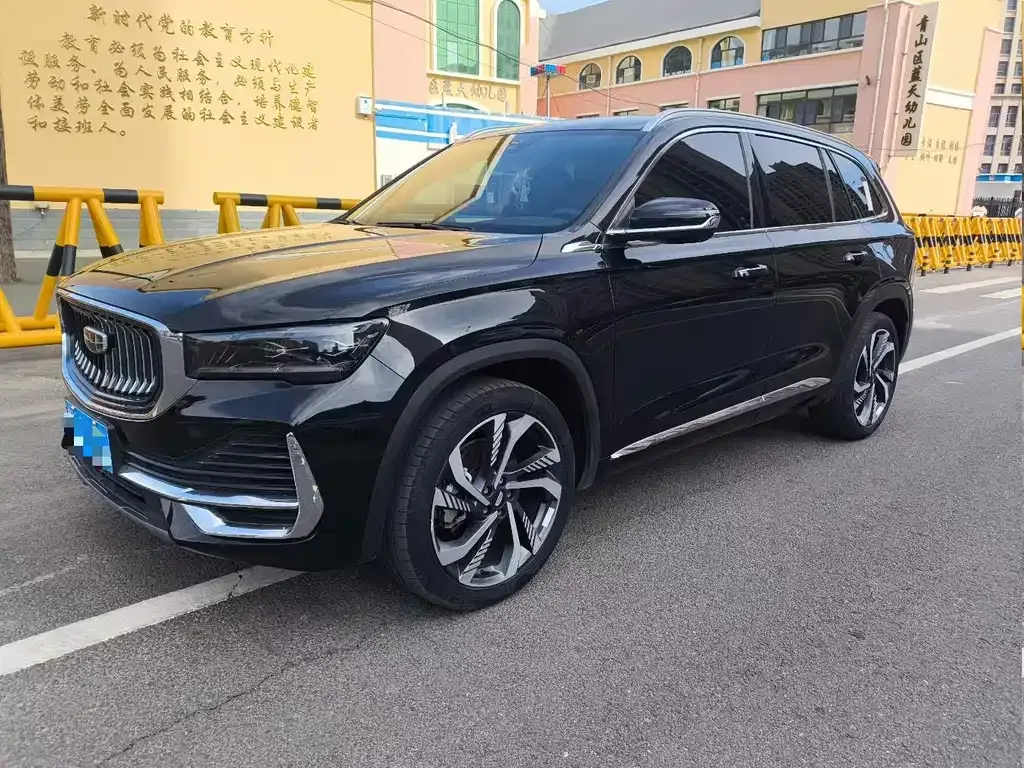 Geely Xingyue L — фото 8