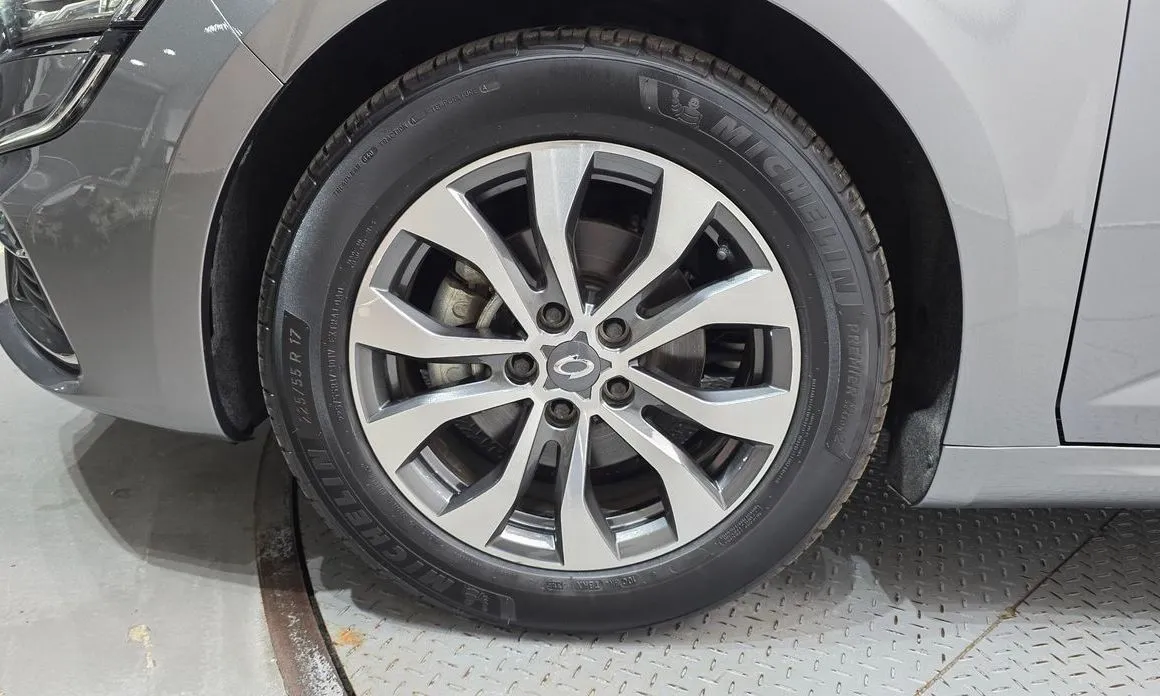 Renault Korea (Samsung) SM6 2024 из KR, фото 5