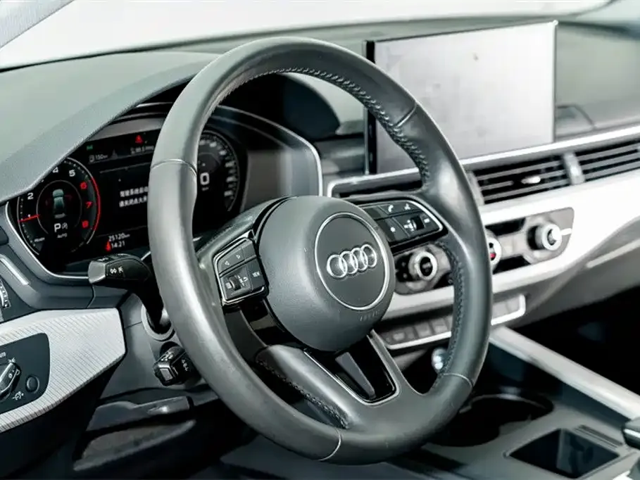 Audi A4L — фото 10