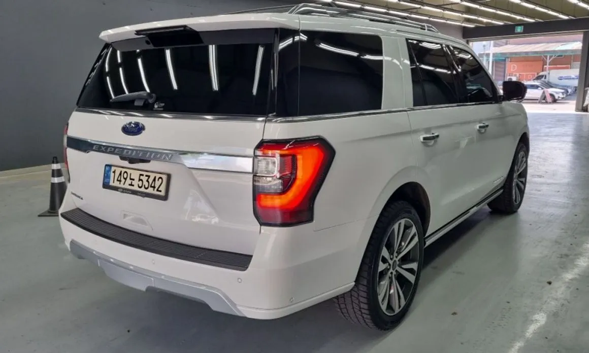 Ford Expedition 2021 из KR, фото 2