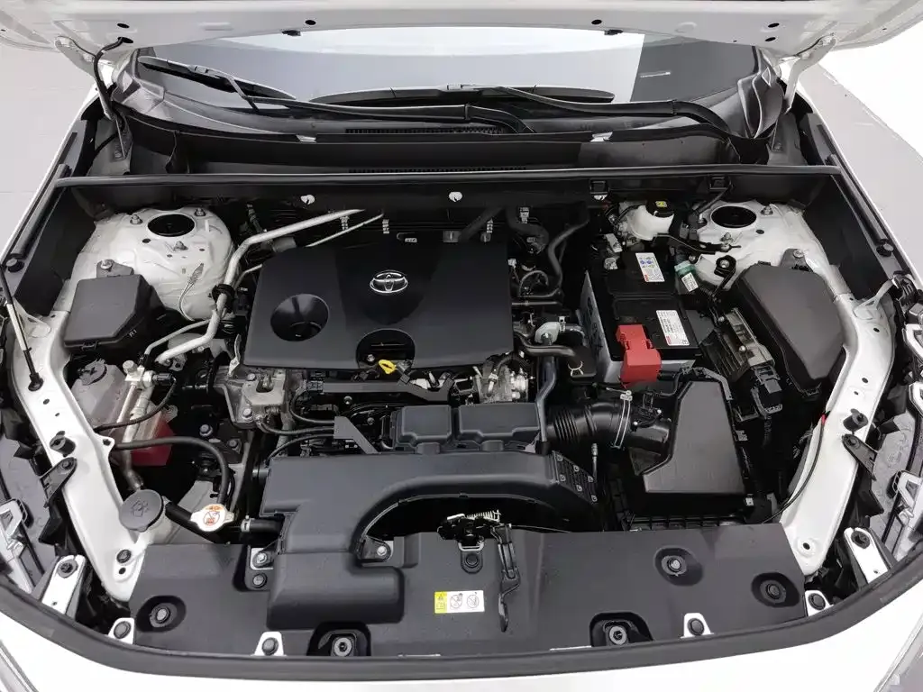 Toyota RAV4 — фото 10