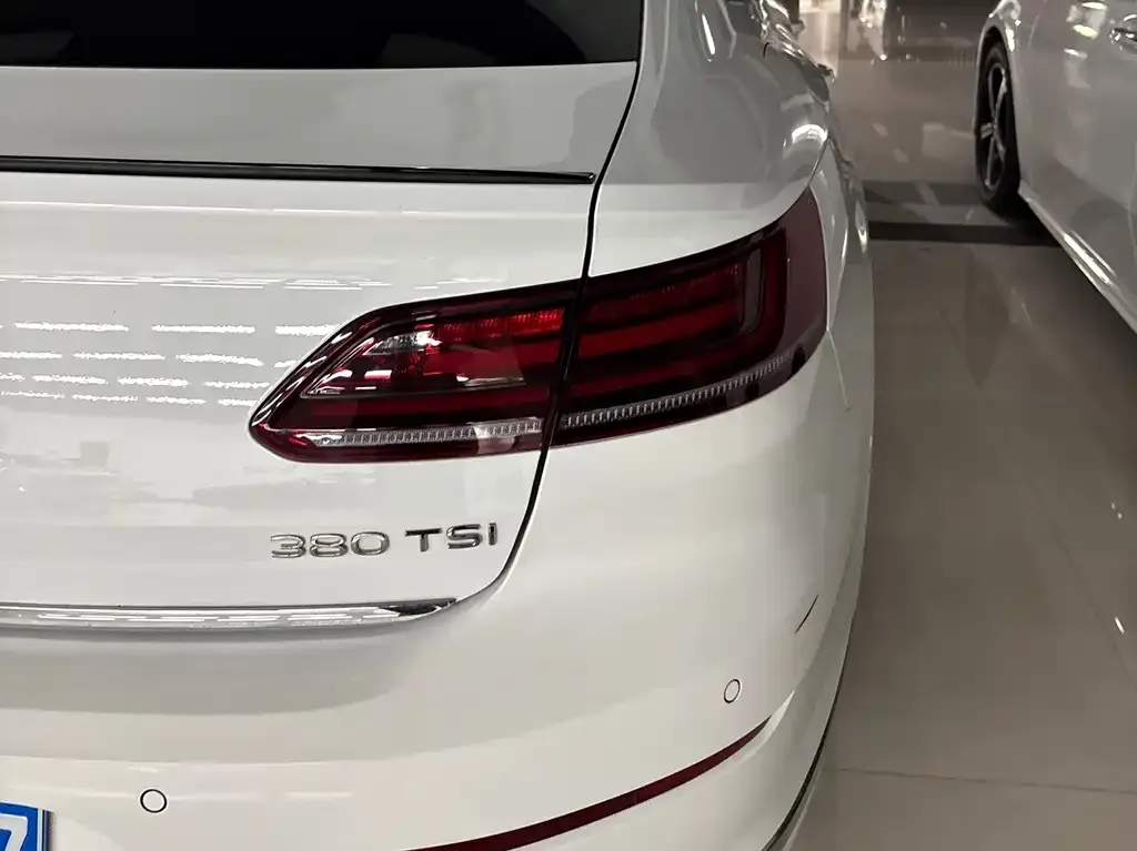 Volkswagen CC — фото 3