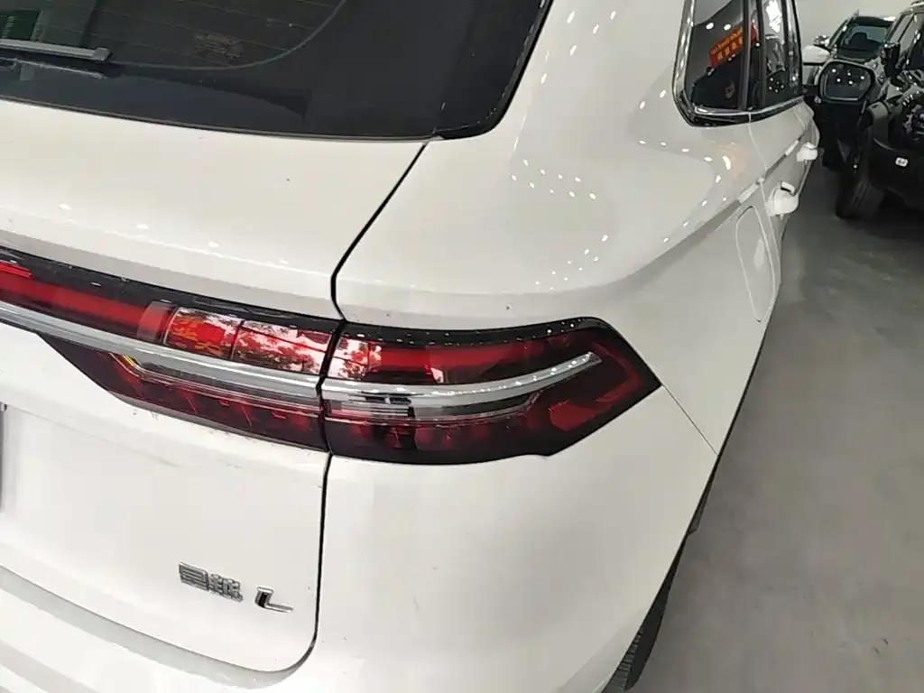 Geely Xingyue L — фото 2