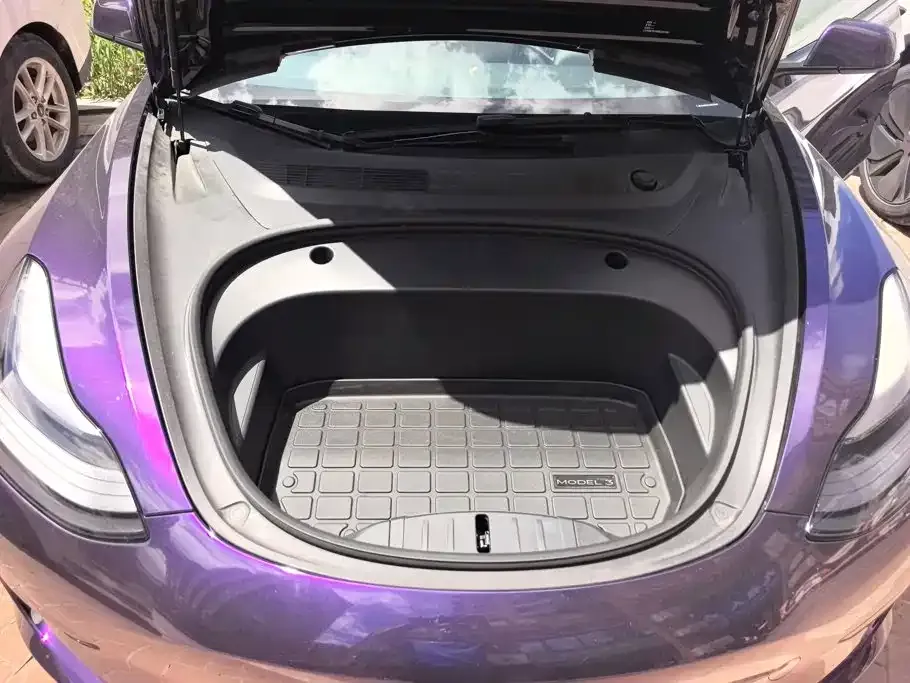 Tesla Model 3 — фото 4