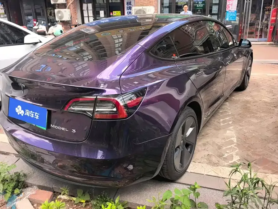 Tesla Model 3 — фото 9