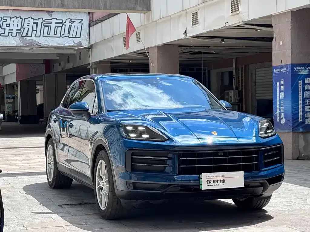 Porsche Cayenne Hybrid — фото 10
