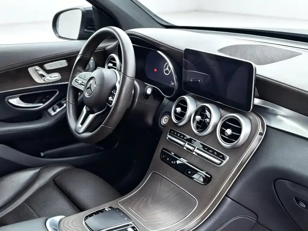 Mercedes-Benz GLC — фото 3