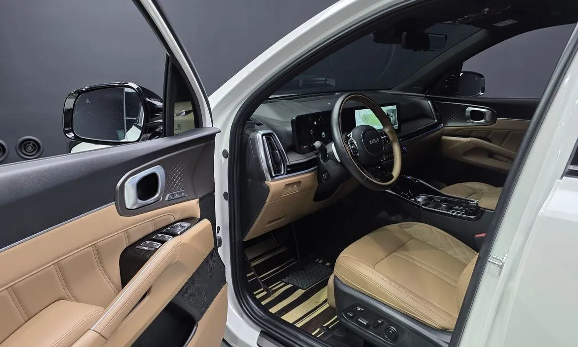 Kia Sorento — фото 8