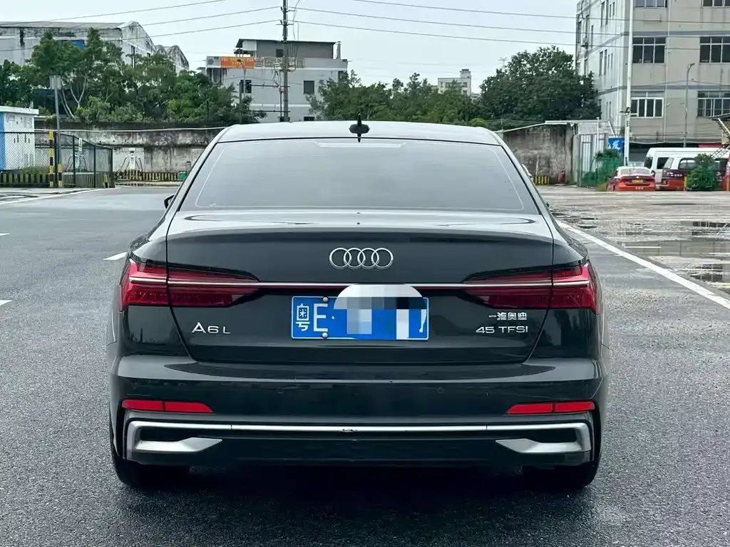 Audi A6L — фото 6