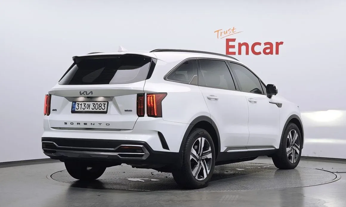 Kia Sorento — фото 6