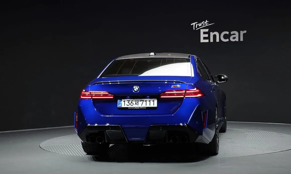 BMW M5 2026 из KR, фото 2