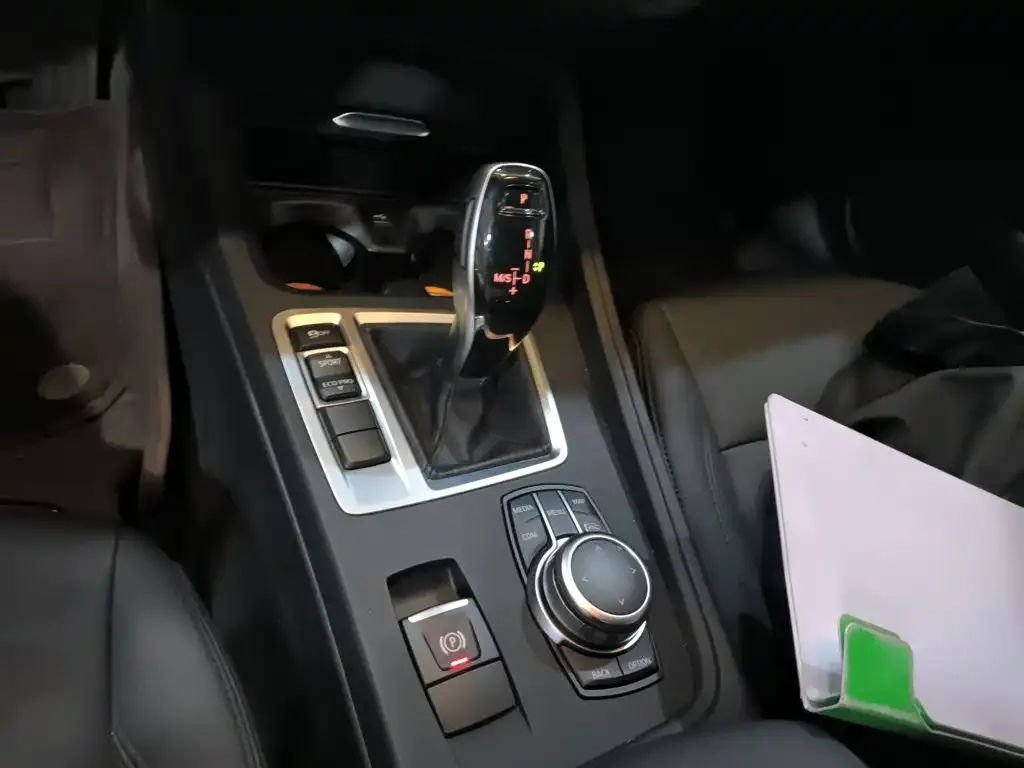 BMW 1 Series 2022 из CN, фото 8