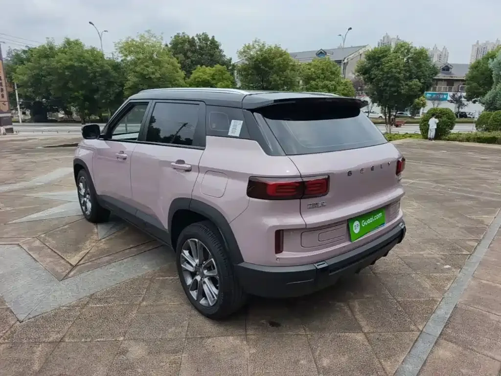 Geely Icon — фото 8