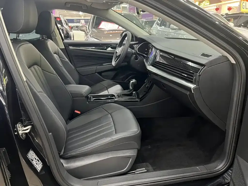 Volkswagen Passat — фото 2
