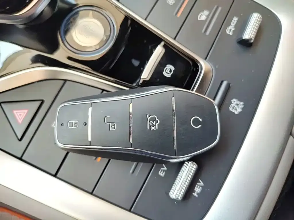 BYD Pro New Energy — фото 2