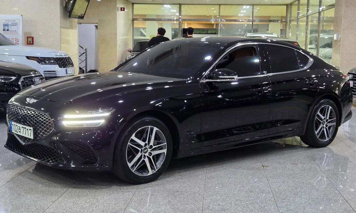Genesis G70