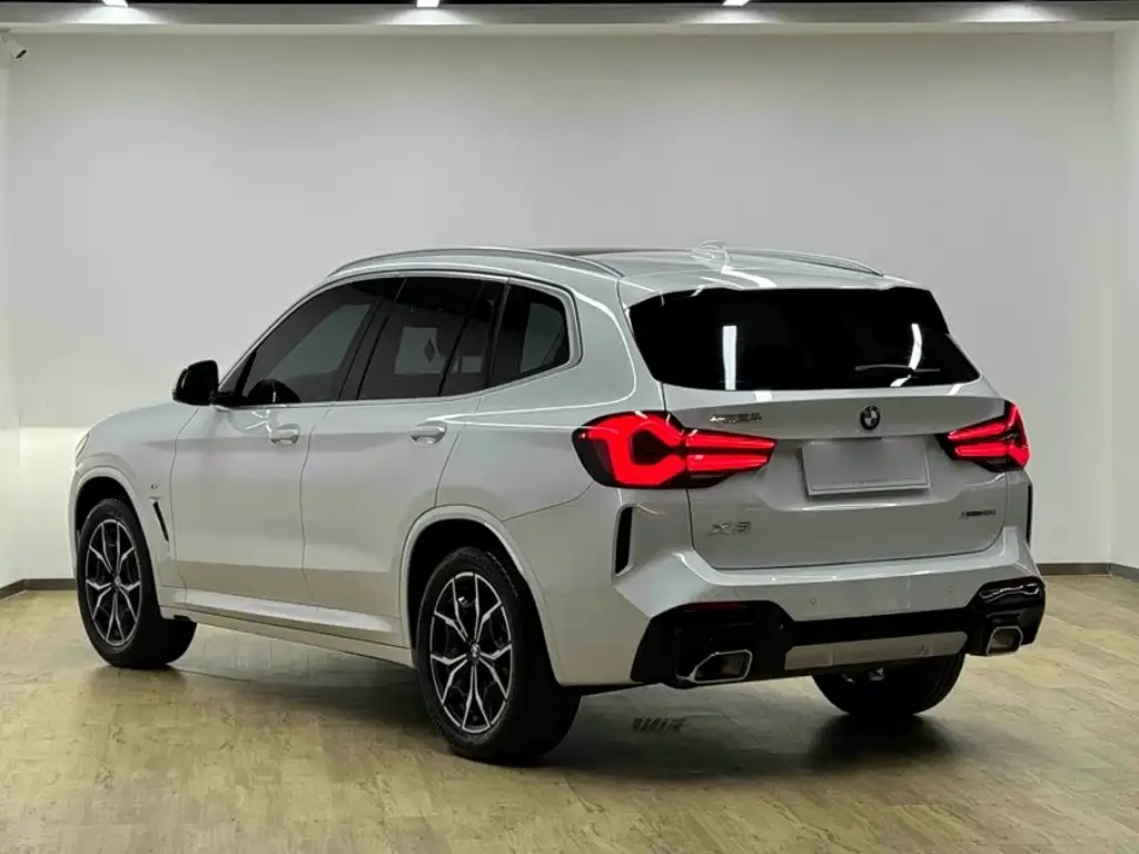 BMW X3 — фото 9