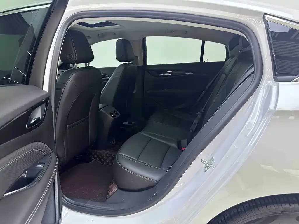 Buick Regal — фото 7